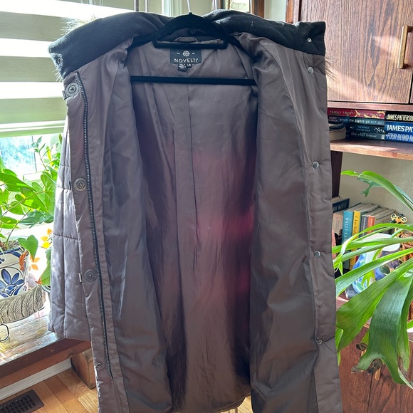 Winter coat with faux fur trim on hood - Picture 4 of 5